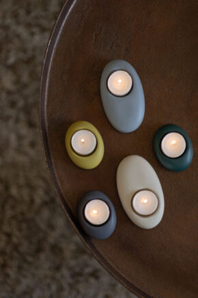 Teeküünla alus, sinakasroheline