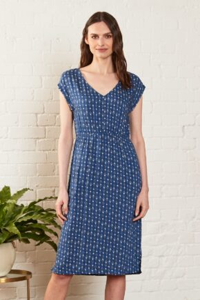 Lihtne suvekleidike nr 42, 44