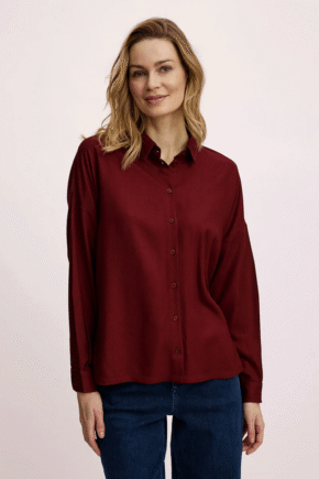 Avara lõikega pluus nr 38