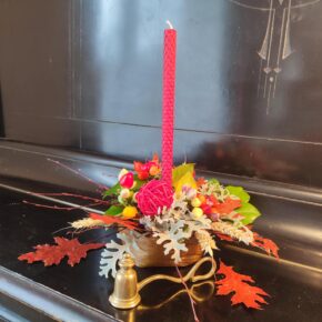 Kroonküünal, tumepunane