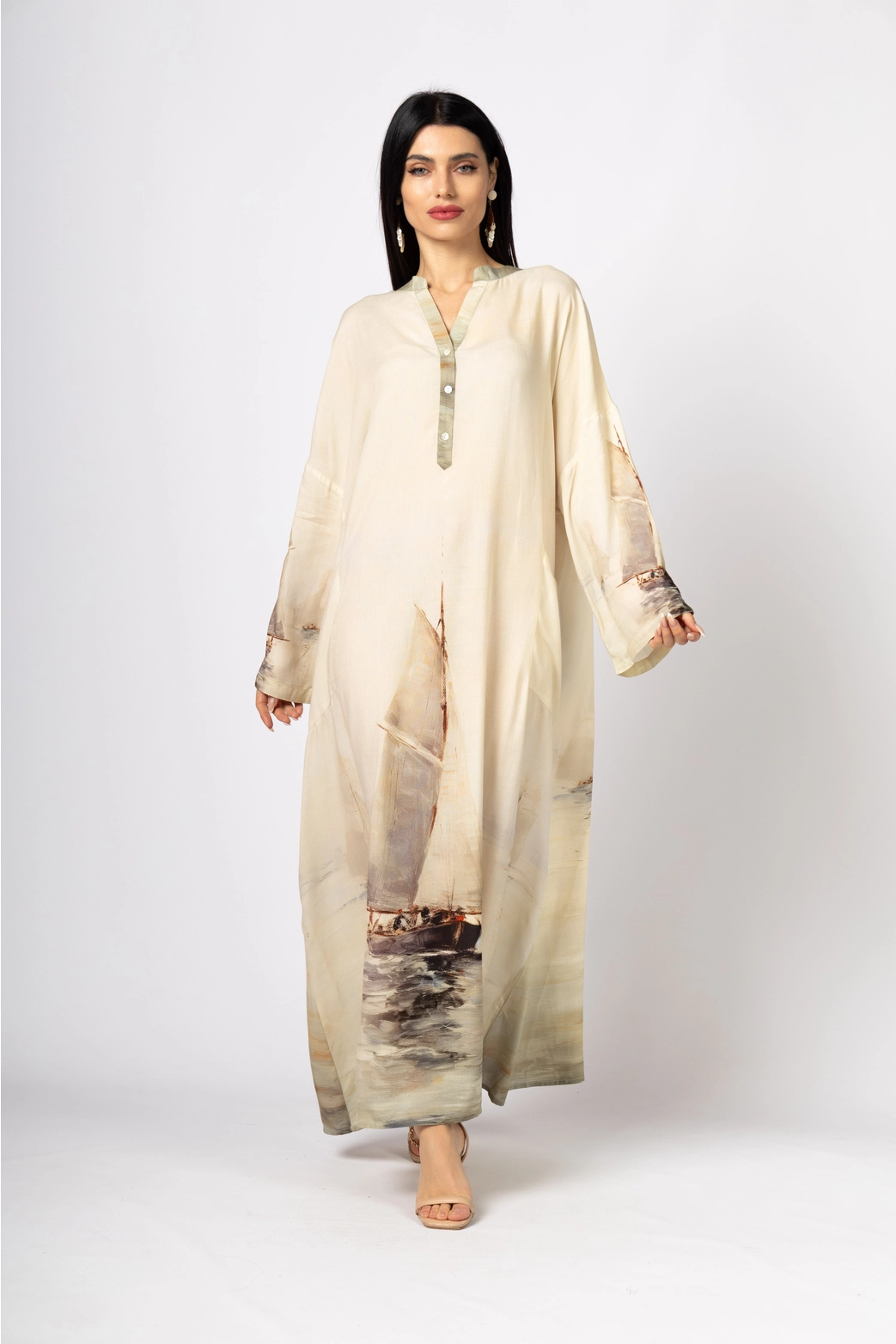 Purjelaeva motiiviga kaftan